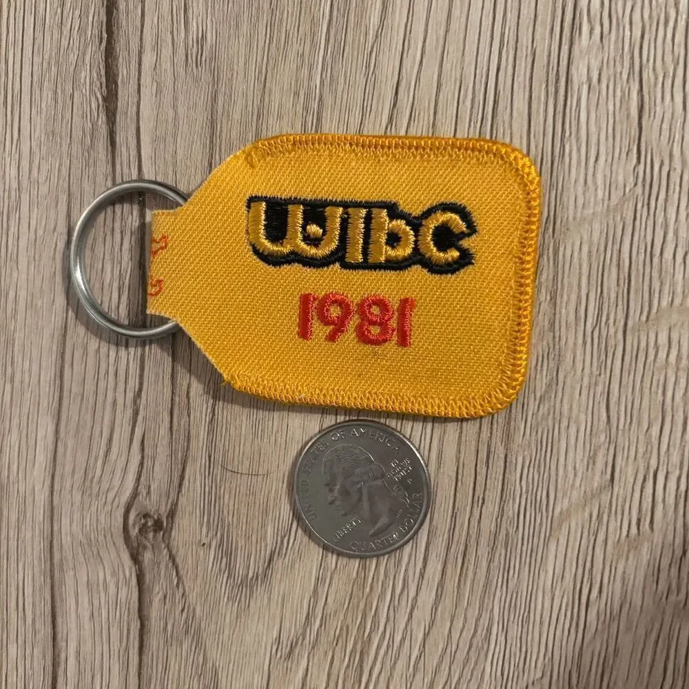 Baltimore MD Crab WBIC Radio 1981 yellow cloth embroidered keychain vintage